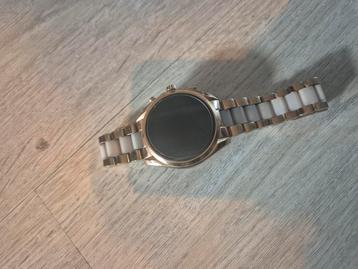 Michael Kors Smartwatch beschikbaar voor biedingen