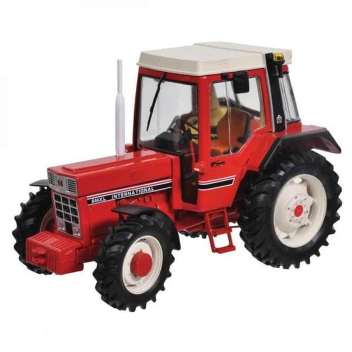 International 844XL 4WD Duitse Versie, Hobby en Vrije tijd, Modelauto's | 1:32, Nieuw, Tractor of Landbouw, Overige merken, Ophalen of Verzenden