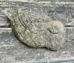 Stenen liggende eend, Ophalen of Verzenden, Gebruikt, Steen, Dierenbeeld