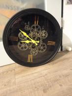 GROTE WAND KLOK MET RADAR/ DRAAINDE TANDWIELTJES, Ophalen of Verzenden, Gebruikt, Analoog, Wandklok