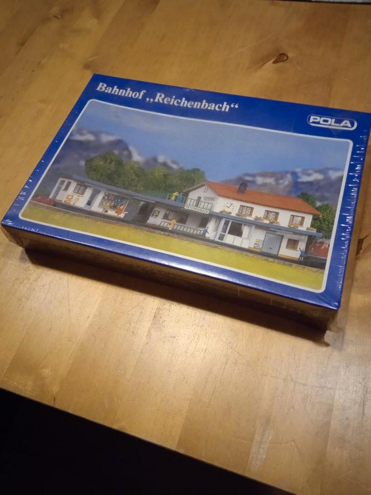 Station Reichenbach Pola N201, Hobby en Vrije tijd, Modeltreinen | N-Spoor, Zo goed als nieuw, Brug, Tunnel of Gebouw, Gelijkstroom of Wisselstroom