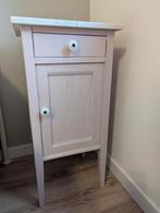 Roze brocante nachtkastje met marmeren bovenblad, Ophalen, Zo goed als nieuw, Minder dan 45 cm, 70 cm of meer