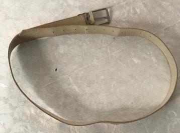 riem, John Travolta beschikbaar voor biedingen