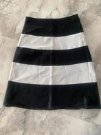 Vanilia rok maat 36, Zwart, Ophalen of Verzenden, Zo goed als nieuw, Knielengte