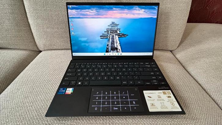 Asus Zenbook UX425EA geen krassen, Computers en Software, Windows Laptops, Zo goed als nieuw, 14 inch, SSD, 2 tot 3 Ghz, 16 GB