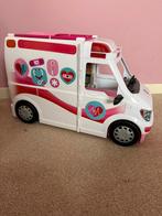 Barbie ambulance, Kinderen en Baby's, Speelgoed | Speelgoedvoertuigen, Ophalen of Verzenden, Zo goed als nieuw