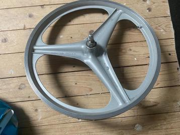 20 inch  fietswiel(en). beschikbaar voor biedingen