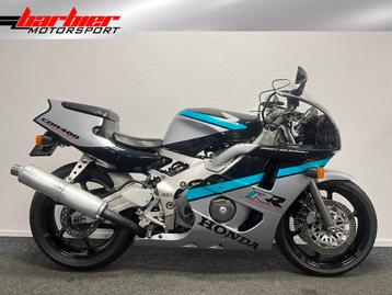 Prachtige HONDA CBR 400 RR CBR400RR CBR400 RR (bj 1992) beschikbaar voor biedingen