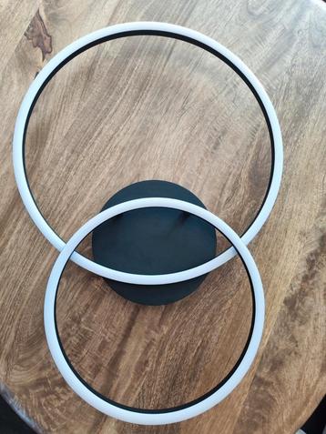 Plafondlamp led eglo beschikbaar voor biedingen