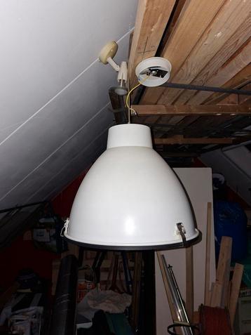 Industriële grote lamp melkglas beschikbaar voor biedingen