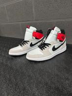 Jordan Retro 1 High Light smoke Grey, Kleding | Heren, Schoenen, Ophalen of Verzenden, Zo goed als nieuw, Overige kleuren