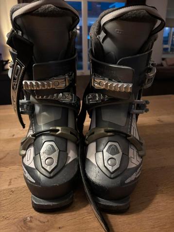 Damesski schoenen maat 250/255 beschikbaar voor biedingen