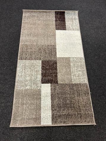 Vloerkleed 80x 150 cm beschikbaar voor biedingen