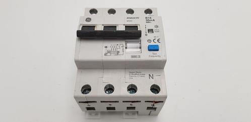 General Electric Aardlekautomaat krachtstroom B16 30mA (1x), Hobby en Vrije tijd, Elektronica-componenten, Gebruikt, Ophalen of Verzenden