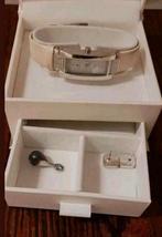 Horloge Pierre Cardin, en 2 oorbellen , hanger verzilverd !, Ophalen of Verzenden, Zo goed als nieuw, Staal