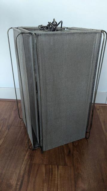 Brutalist hanglamp beschikbaar voor biedingen