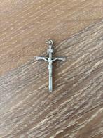 Oud zilveren kruisje , gemerkt met het bekende zwaardtje, Verzamelen, Religie, Gebruikt, Ophalen of Verzenden