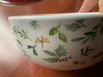 Dessertschaaltje en diep bord Blokker ceramic/ kerst, Huis en Inrichting, Keuken | Servies, Ophalen of Verzenden, Zo goed als nieuw