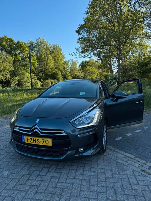 Citroën DS5 1.6 THP 115KW AUT 2015 Grijs, Auto's, Citroën, Particulier, DS5, Benzine, D, Hatchback, Automaat, Origineel Nederlands