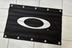 Oakley dealer banner 90 x 60 cm, Diversen, Vlaggen en Wimpels, Ophalen of Verzenden, Zo goed als nieuw