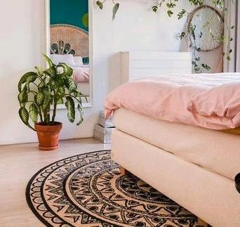 Rond vloerkleed bruin/beige beschikbaar voor biedingen