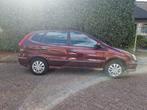 Nissan Almera Tino 1.8 2005 Rood, Auto's, 65 €/maand, Stof, 4 cilinders, Almera Tino