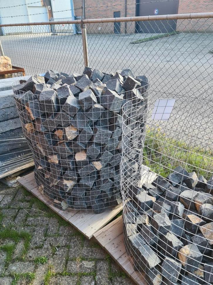 Basaltblok. Grasvork. Frontgewicht. Waterpomp, rijplaat, Zakelijke goederen, Agrarisch | Werktuigen, Overige typen, Ophalen