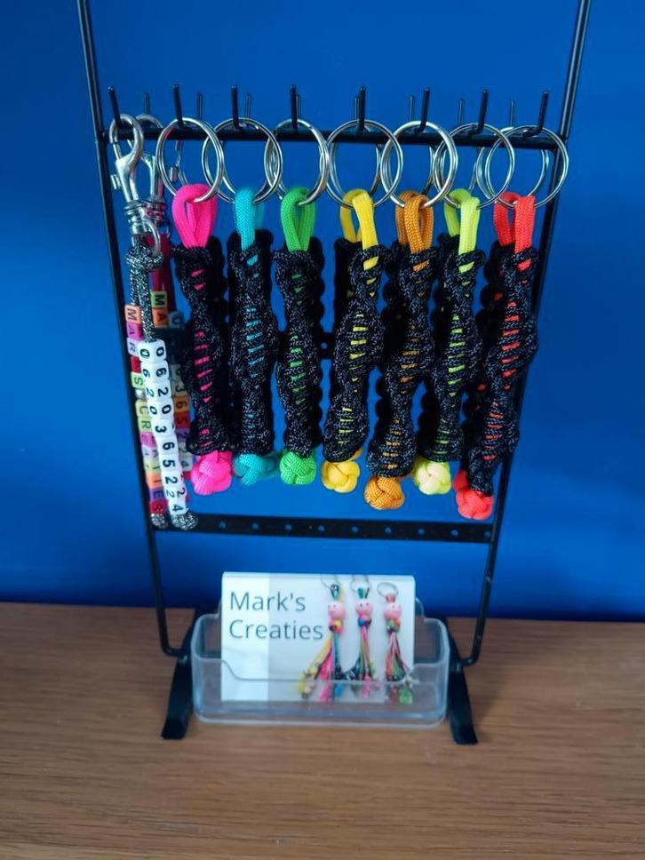 Nieuwe handgemaakte sleutelhangers van paracord, Verzamelen, Sleutelhangers, Nieuw, Overige typen, Ophalen of Verzenden