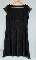 Zwart kanten jurkje maat 42, Zwart, Maat 42/44 (L), Ophalen of Verzenden, Gedragen