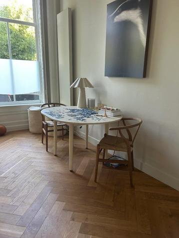 tafel rond/ovaal beige