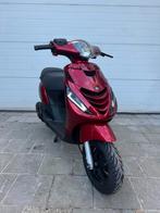 Piaggio zip Sp line 2takt 6228Km, Fietsen en Brommers, Ophalen, Zo goed als nieuw, Overige typen, Piaggio