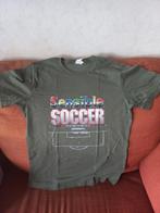 shirt Sensible Soccer maat M legergroen, Nieuw, Maat 48/50 (M), Ophalen of Verzenden, Overige kleuren