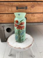 Opaline groen mooie vaas met bloemen, Ophalen of Verzenden