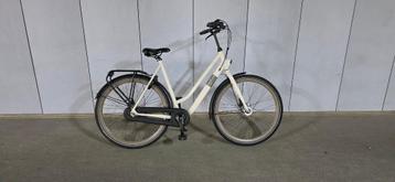 Gazelle damesfiets met 3 versnellingen en rollerbrake remmen beschikbaar voor biedingen