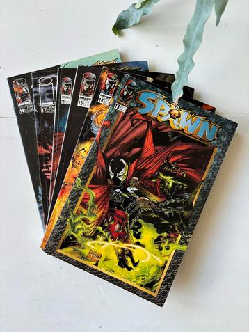Oude Spawn Comics - mooie set! beschikbaar voor biedingen
