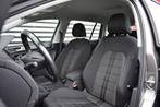 Volkswagen GOLF Variant 1.0 TSI Connected Series DSG | Carpl, Auto's, Stof, Gebruikt, Met garantie (alle), 1210 kg