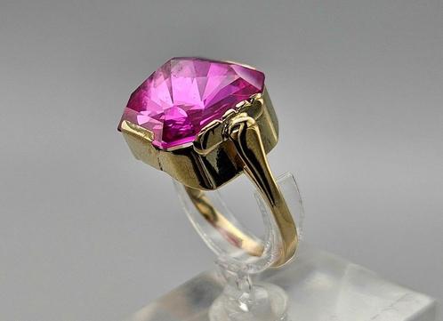 Gouden antieke ring met edelsteen robijn. 2025/383, Sieraden, Tassen en Uiterlijk, Antieke sieraden, Ring, Goud, Met edelsteen