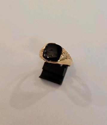 Vintage 9 karaats gouden zegelring met onyx bewerkt  beschikbaar voor biedingen