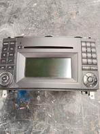 Auto radio Mercedes, Auto diversen, Autoradio's, Ophalen of Verzenden, Zo goed als nieuw