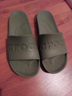 Crocs Slippers Legergroen Maat 41 (8), Slippers, Nieuw, Ophalen of Verzenden, Overige kleuren