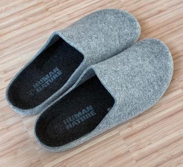 Dames of heren Pantoffels maat 42. Human Nature beschikbaar voor biedingen