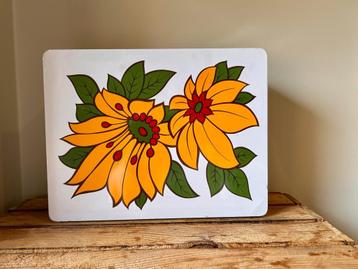 Retro blikken doos jaren 70 vintage box flower power beschikbaar voor biedingen