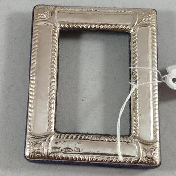 Zilveren fotolijst 43 X 58 mm antiek 925 zilver beschikbaar voor biedingen