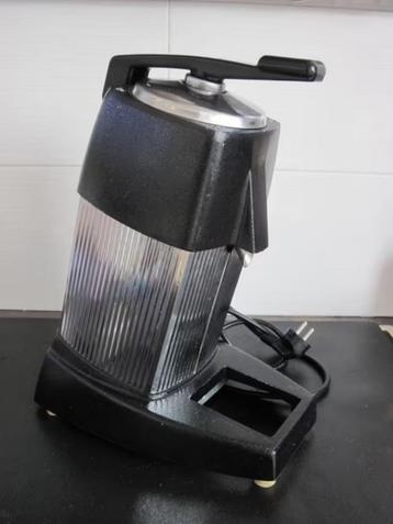 Santos Citruspers - A10   Is in hele goede staat  Werkend te beschikbaar voor biedingen