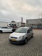 Ford Fiësta 1.3 8V 3DR 2007 Grijs, Auto's, 1299 cc, 4 cilinders, Origineel Nederlands, Handgeschakeld