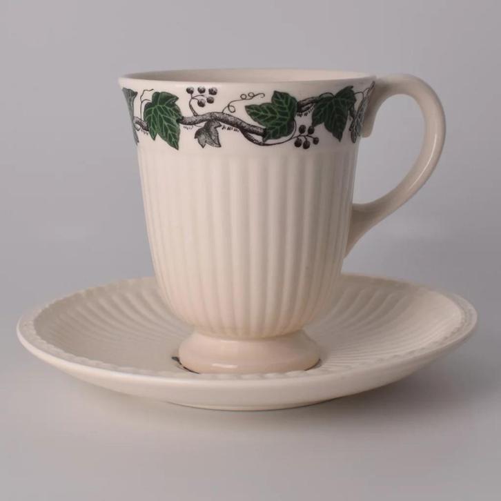 5 x Wedgwood Stratford Koffiekop 150 ml met Schotel, Huis en Inrichting, Keuken | Servies, Zo goed als nieuw, Kop(pen) en/of Schotel(s)