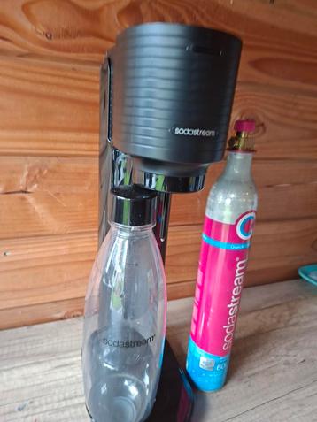 Sodastream bruisapparaat met cilinder beschikbaar voor biedingen
