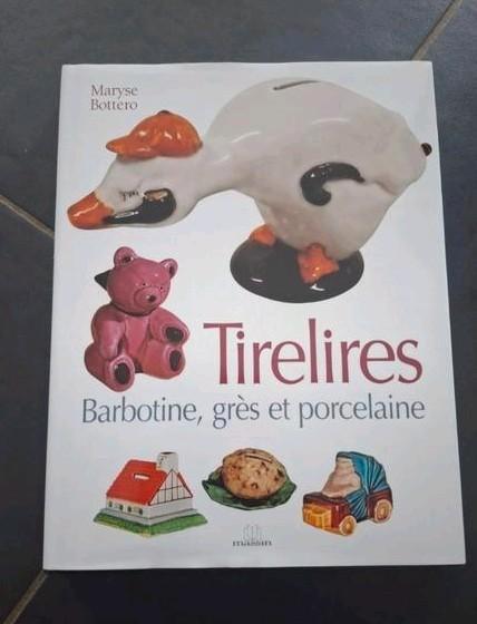 Boek: Tirelires - Franse Brocante Barbotine gres porcelaine, Antiek en Kunst, Antiek | Keramiek en Aardewerk, Ophalen of Verzenden