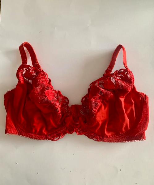 Triumph 95E full cup kanten bh rood, Kleding | Dames, Ondergoed en Lingerie, BH, Rood, Verzenden