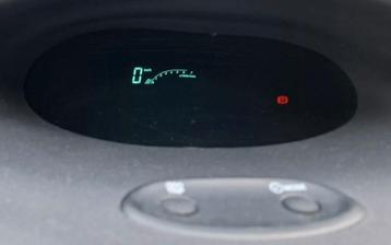 Yaris MK1 dashboard reparatie beschikbaar voor biedingen